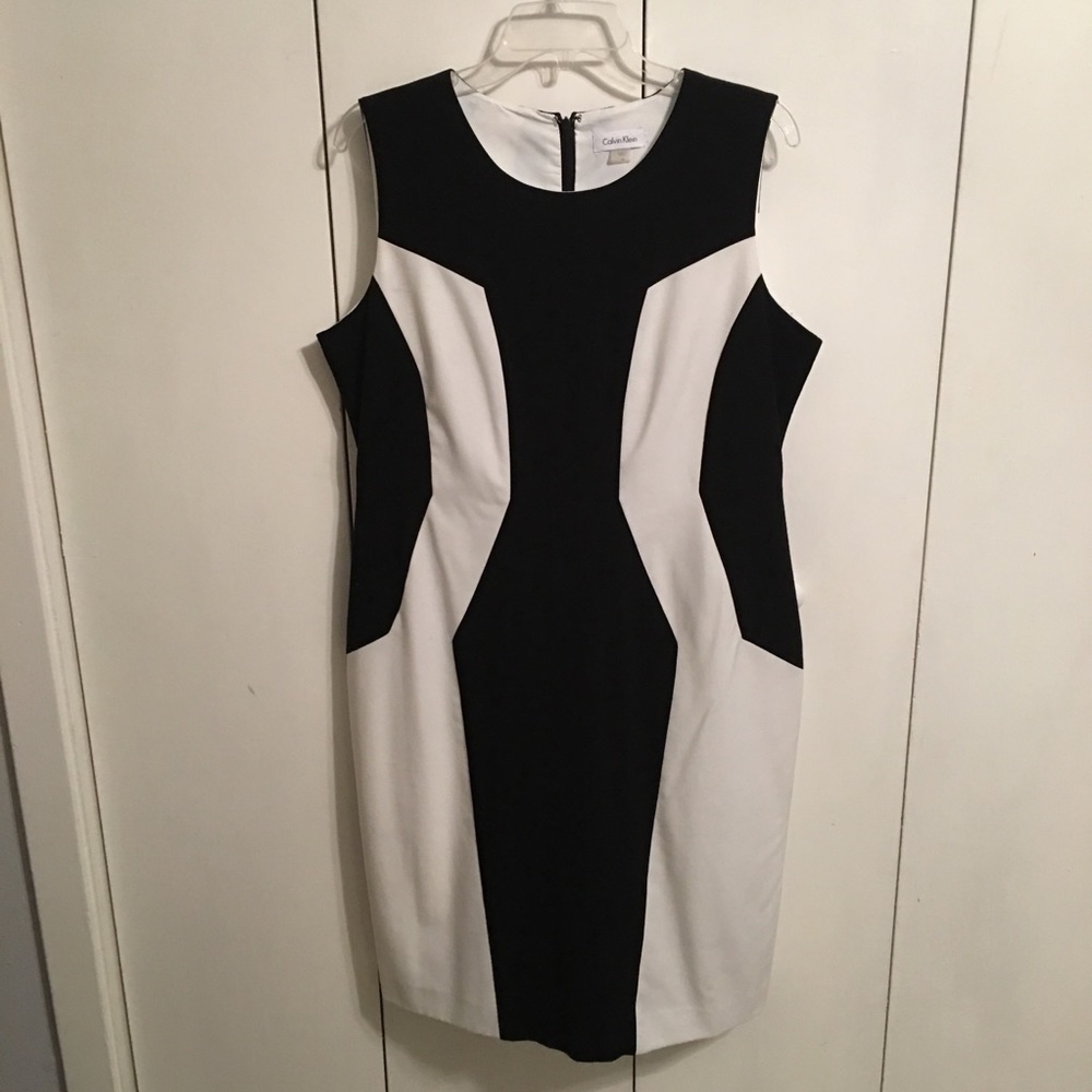 🥇 Super Sexy Calvin Klein Dress